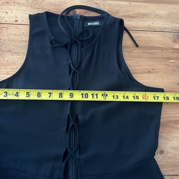 Missguided Black jumpsuit with lace up front size 12 - Picture 9 of 14